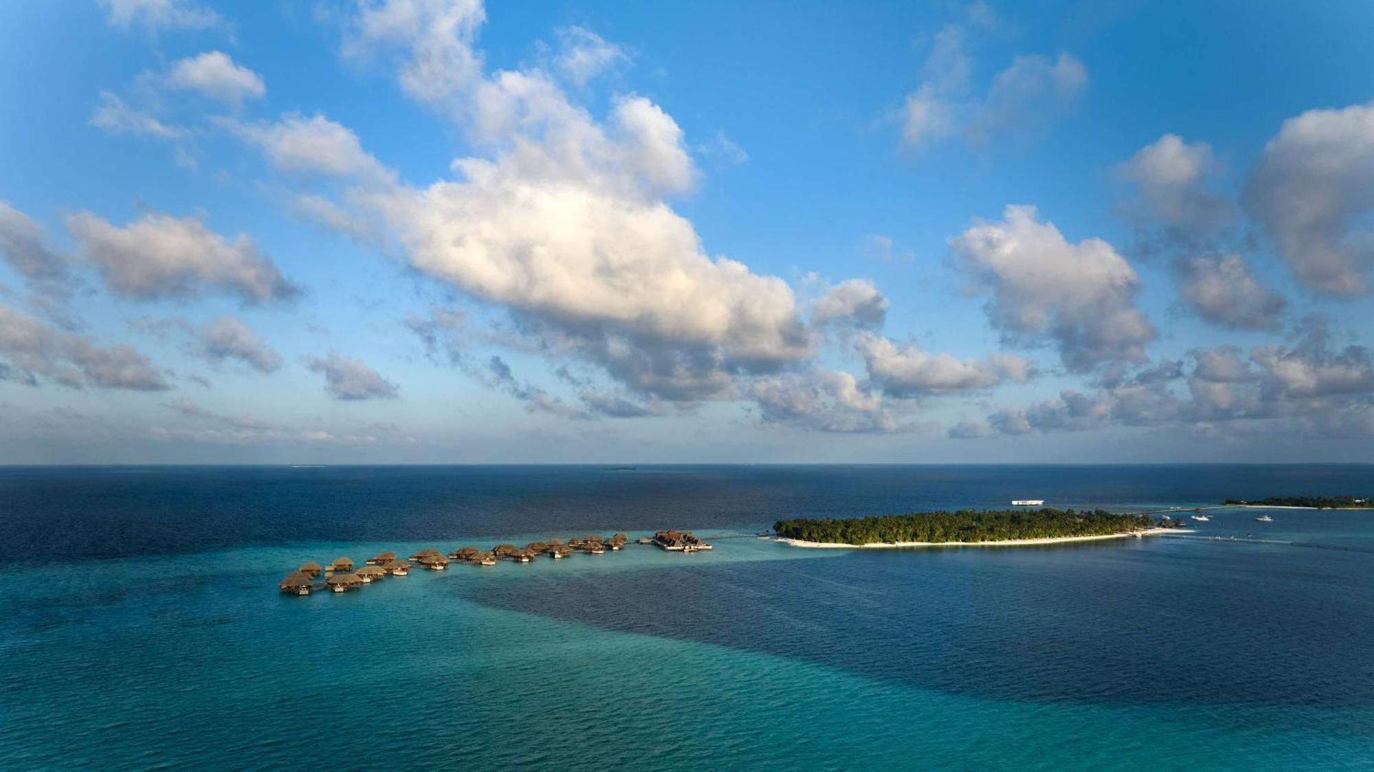 Conrad Maldives Rezort 5*