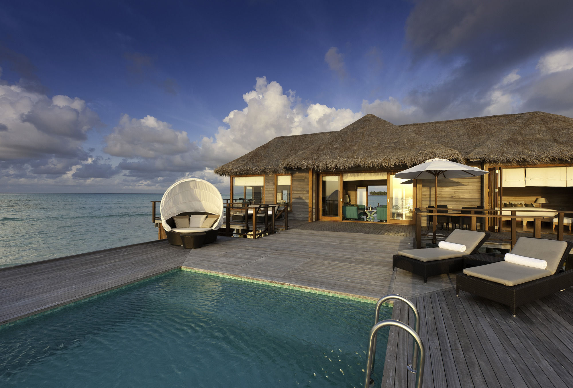 Conrad Maldives Rezort Rangali Island