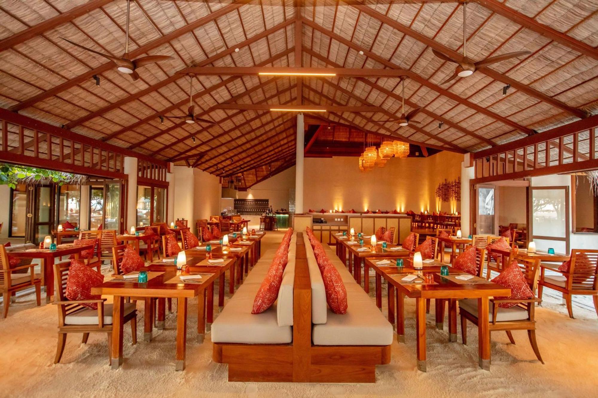 Conrad Maldives Resort Rangali Island